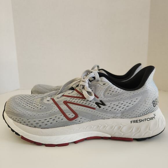 New Balance Men\'s Fresh Foam X 880v13 Running Shoe 8.5 Wide main image 6